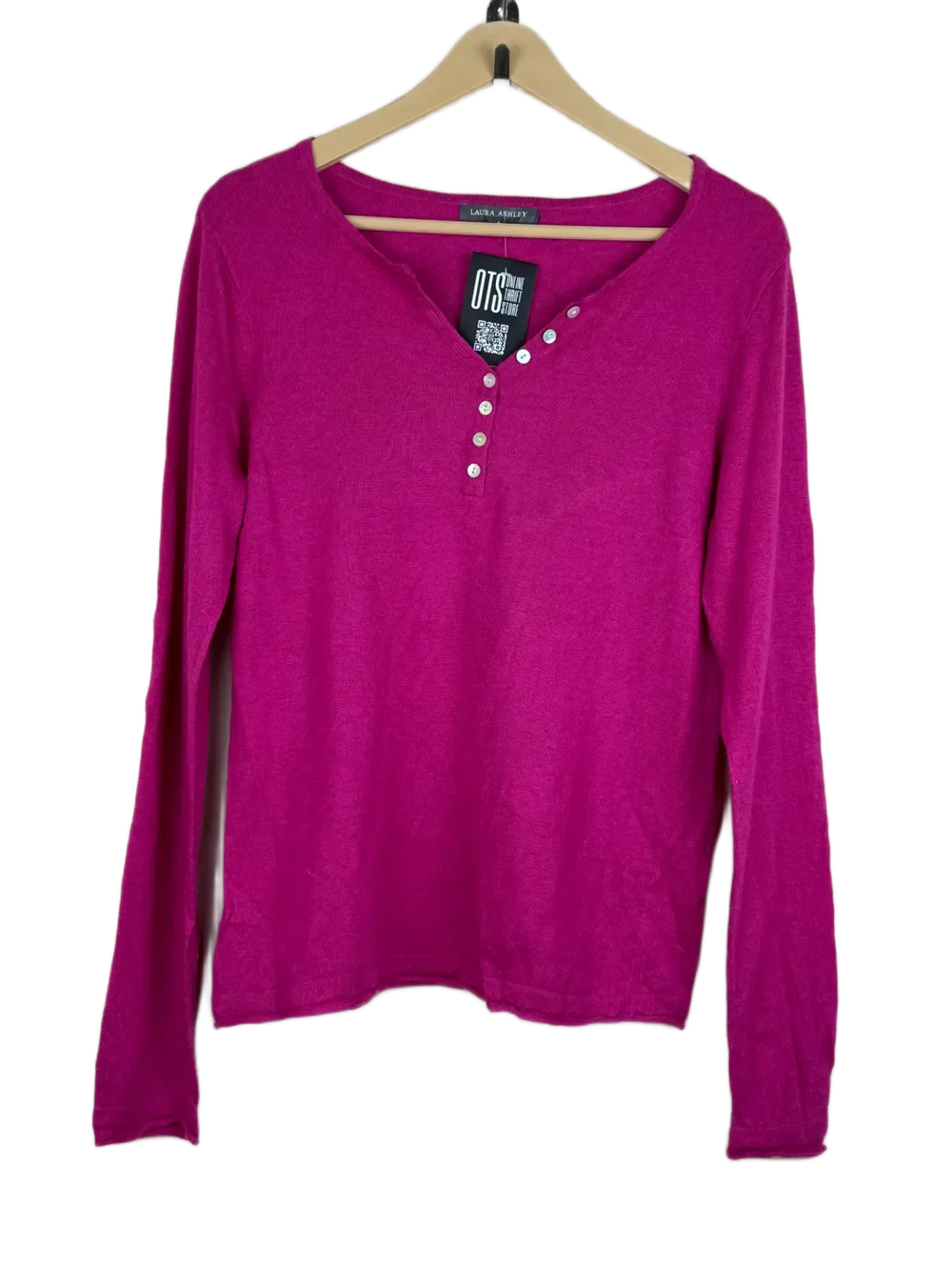 Laura Ashley (wkt-186)